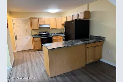  328 Crewe Court, Bushkill, PA 18324 - Photo 4