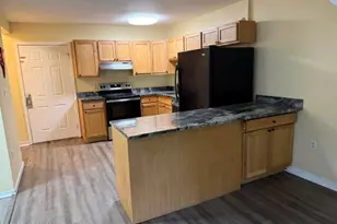 328 Crewe Ct, Bushkill, PA 18324 - Photo 4