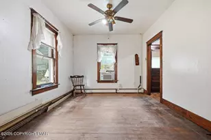 179 State St, East Stroudsburg, PA 18301 - Photo 4