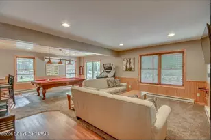 112 Pineknoll Dr, Lake Harmony, PA 18624 - Photo 10