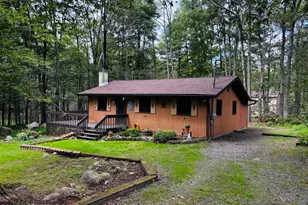112 Sunset Dr, Covington Township, PA 18424 - Photo 2