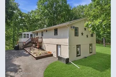  198 Edinburgh Road, Bushkill, PA 18324 - Photo 4