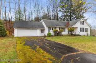 119 Springbrook Rd, Shohola, PA 18458 - Photo 2
