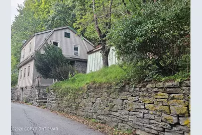  455 Riverside Drive, Honesdale, PA 18431 - Photo 2