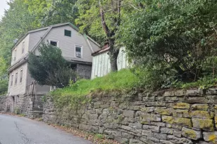 455 Riverside Dr, Honesdale, PA 18431 - Photo 2