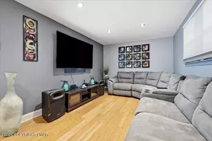 2434 Woodcrest Dr, East Stroudsburg, PA 18302 - Photo 32