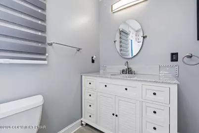  2434 Woodcrest Drive, East Stroudsburg, PA 18302 - Photo 18
