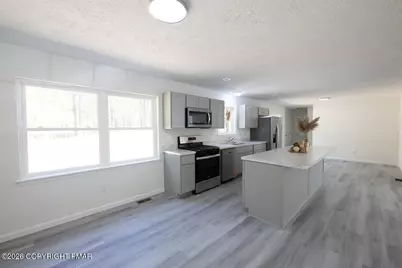  2222 Overlook Dr 49 Drive #49, Tobyhanna, PA 18466 - Photo 12