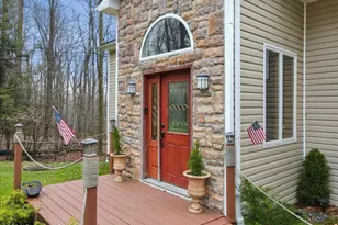 1016 Overlook Trl, Newfoundland, PA 18445 - Photo 4