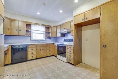  863 Interchange Road, Kresgeville, PA 18333 - Photo 12