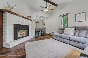 135 Driftwood Dr, Pocono Lake, PA 18347 - Photo 8