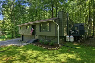170 Onocop Dr, Pocono Lake, PA 18347 - Photo 10