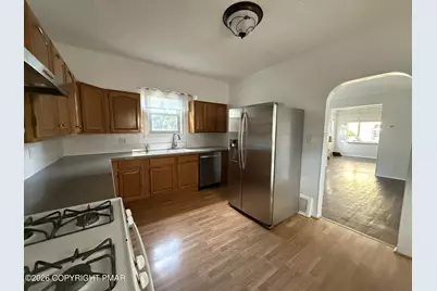  247 Lehigh Street, Wilkes Barre, PA 18702 - Photo 4