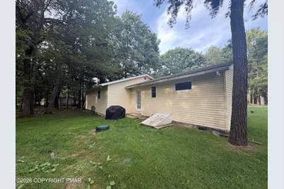  123 Stillwater Drive, Pocono Summit, PA 18346 - Photo 18