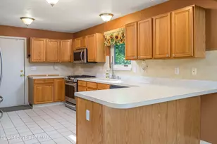 513 Gandolf Rd, Tamiment, PA 18371 - Photo 12