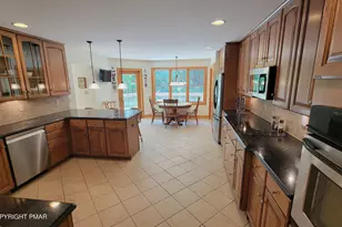 201 Garfield Ln, East Stroudsburg, PA 18301 - Photo 10