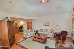 201 Garfield Ln, East Stroudsburg, PA 18301 - Photo 18