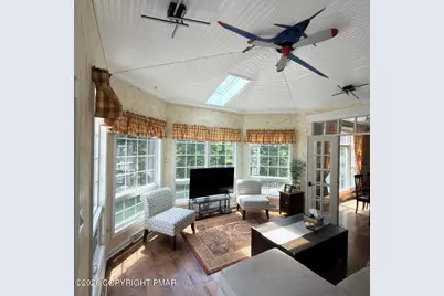 [Address not provided], East Stroudsburg, PA 18302 - Photo 14