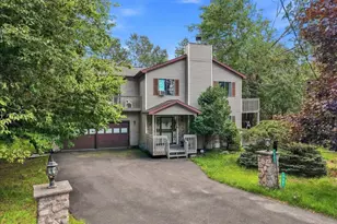 7901 Sleepy Hollow Dr, Tobyhanna, PA 18466 - Photo 2