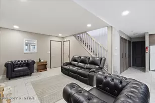 7901 Sleepy Hollow Dr, Tobyhanna, PA 18466 - Photo 8