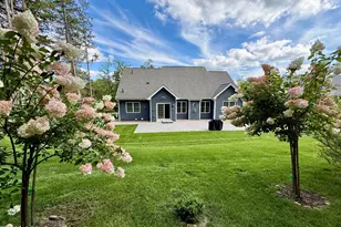 142 Lexington Ln, Blakeslee, PA 18610 - Photo 2
