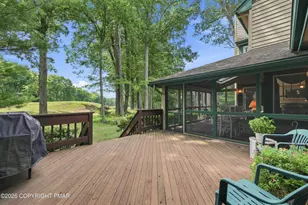 109 Creekside Rd, Buck Hill Falls, PA 18323 - Photo 14