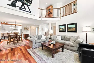  102 Fox Run, Buck Hill Falls, PA 18323 - Photo 8