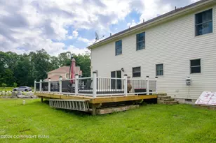 263 Waverly Dr, East Stroudsburg, PA 18302 - Photo 6