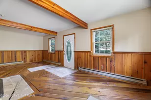 1333 Grand Mesa Dr, Effort, PA 18330 - Photo 8