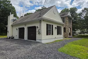 6630 Timothy Lake Rd, East Stroudsburg, PA 18302 - Photo 2