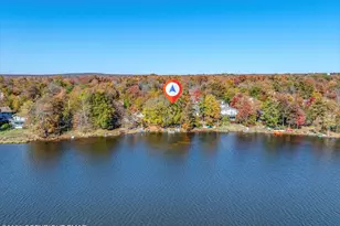 6063 Boardwalk Dr, Tobyhanna, PA 18466 - Photo 16