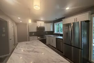 319 Hyland Dr, East Stroudsburg, PA 18301 - Photo 14