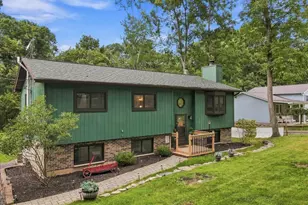 12416 Mountain Laurel Dr, East Stroudsburg, PA 18302 - Photo 2