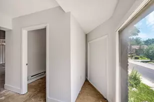 1198 W Main St, Stroudsburg, PA 18360 - Photo 14