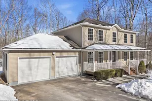 5124 Hickory Ln, East Stroudsburg, PA 18302 - Photo 4