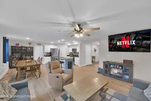 909 Oak St, Jim Thorpe, PA 18229 - Photo 12