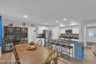 909 Oak St, Jim Thorpe, PA 18229 - Photo 8