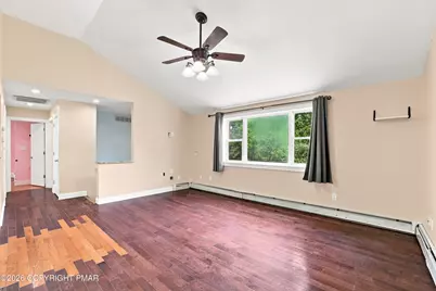  105 Ledgewood Drive, East Stroudsburg, PA 18301 - Photo 12