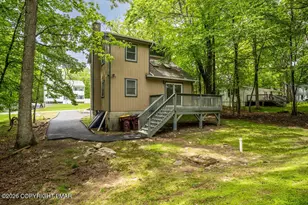 132 Cottonwood Ct, Milford, PA 18337 - Photo 4