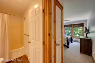 411 Hickory Dr, Tannersville, PA 18372 - Photo 20