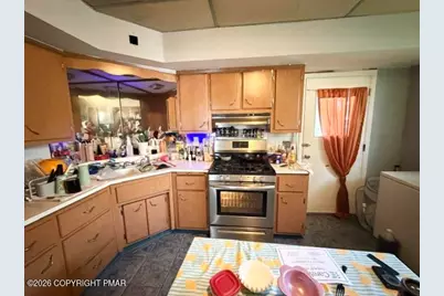  131-133 N 133 N Lincoln Avenue, Scranton, PA 18505 - Photo 4