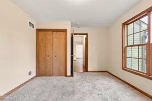 192 Waverly Dr, East Stroudsburg, PA 18302 - Photo 16