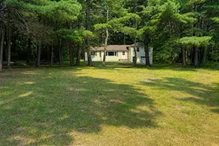 167 Independence Rd, East Stroudsburg, PA 18301 - Photo 2
