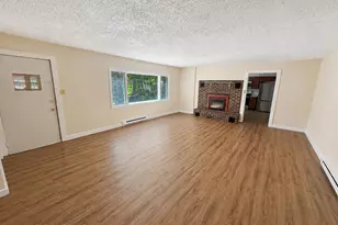 167 Independence Rd, East Stroudsburg, PA 18301 - Photo 4