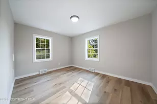 106 Independence Rd, East Stroudsburg, PA 18301 - Photo 16