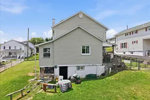 40 Davenport St, Plymouth, PA 18651 - Photo 32