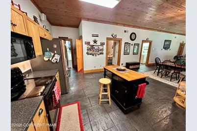  1201 Railroad Avenue, Gouldsboro, PA 18424 - Photo 4