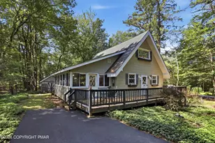 3307 Red Run Rd, Pocono Summit, PA 18346 - Photo 2