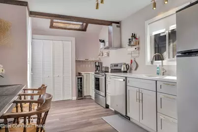 246 High Pass Way, Tannersville, PA 18372 - Photo 2