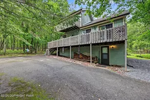 67 Arapahoe Rd, Albrightsville, PA 18210 - Photo 4